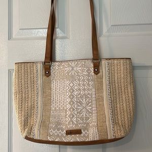 Saktoots Meadow Medium zip top canvas straw tote